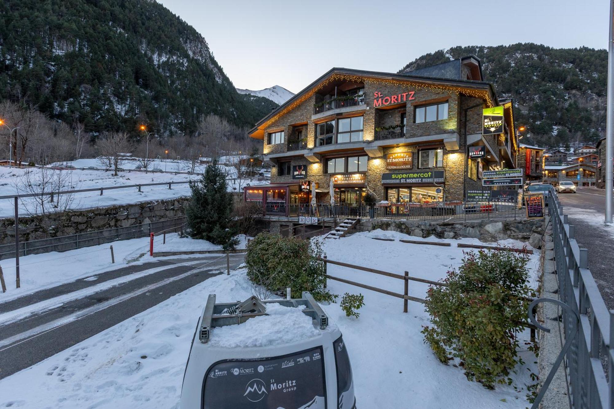 Apartaments Sant Moritz Arinsal Exterior foto